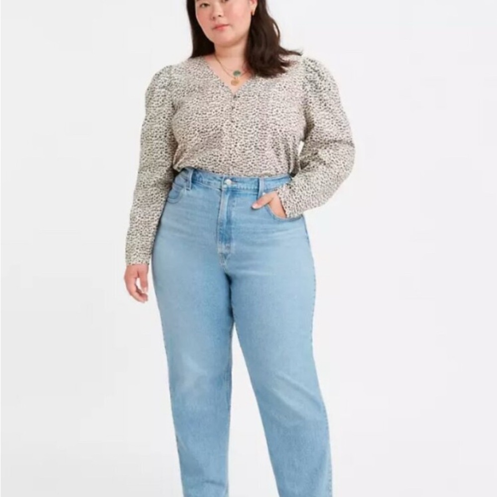 Levi’s Premium 70’s High Slim Straight Light Blue Jeans 20W